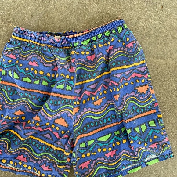 80’s vibrant colored shorts - Picture 2 of 3